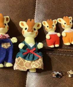 Calico Critters Egbert Highbranch Giraffe Family, Set of 4 Collectible Doll Figures 22 8119kQn0ZDL