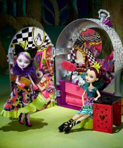 Mattel Ever After High Way Too Wonderland High and Raven Queen Playset, 6 years and up 33 811NupFqZwL