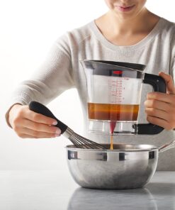 OXO Good Grips Good Gravy 4-Cup Fat Separator 28 811fnNtzldL