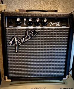Fender Frontman 10G Guitar Amp, 10 Watts, with 2-Year Warranty, 6 Inch Fender Special Design Speaker, 5.75Dx10.25Wx11H Inches 20 811hvawC12L