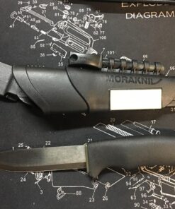 Morakniv Carbon Steel Fixed-Blade Bushcraft Survival Knife with Sheath and Fire Starter, Black, 4.3 Inch 30 8125K6F67xL