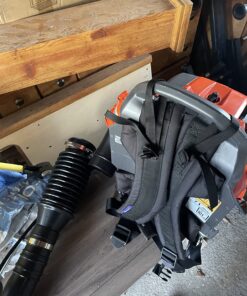 Husqvarna 350BT Gas Leaf Blower, 50.2-cc 2.1-HP 2-Cycle Backpack Leaf Blower with 692-CFM, 180-MPH, 21-N Powerful Clearing Performance and Ergonomic Harness System 31 812SBWxynsL