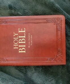 KJV Holy Bible, Standard Size, Burgundy Faux Leather w/Thumb Index and Ribbon Marker, Red Letter, King James Version 42 812qpZ8FMNL