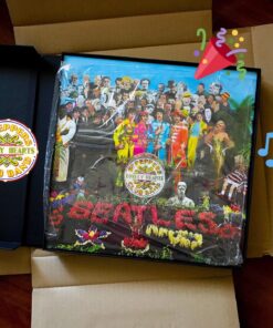 Sgt. Pepper's Lonely Hearts Club Band Super Deluxe Audio CD, Box set, May 26, 2017 21 813lzQGeYhL