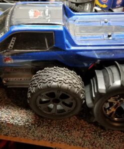 Redcat Racing Blackout XTE PRO 1/10 Scale Brushless Electric Monster Truck with Waterproof Electronics, Blue 50 8149h8e9YlL
