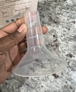 Medela PersonalFit Breast Shields, Large (Pack of 2) 27mm Breast Pump Flanges, Authentic Medela Spare Parts, Made Without BPA 10 814nG8CxUFL