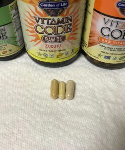 Garden of Life Vitamin D, Vitamin Code Raw D3, Vitamin D 5,000 IU, Raw Whole Food Vitamin D Supplements with Chlorella, Fruit, Veggies & Probiotics for Bone & Immune Health. 60 Vegetarian Capsules 39 8156Tl41YgL