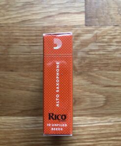 Rico Woodwinds Saxophone Reeds - Reeds for Alto Saxophone - Thinner Vamp Cut for Ease of Play, Traditional Blank for Clear Sound, Unfiled for Powerful Tone - Alto Sax Reeds 2 Strength, 10-Pack Strength 2.0 16 815UWyFRkoL