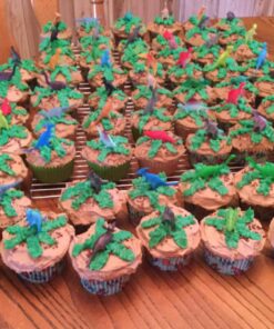 Fox Run Dinosaur Disposable Bake Cups (Pack of 50), 3 x 3 x 1.25 inches, Green 20 815hz8Mv1L