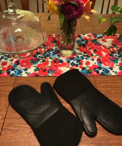 HOMWE Extra Long Professional Silicone Oven Mitt, Oven Mitts with Quilted Liner, Heat Resistant Pot Holders, Flexible Oven Gloves, 1 Pair (Black, 13.7 inch) Black 35 815pVXnBKnL