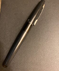 PILOT Metropolitan Collection Fountain Pen, Black Barrel, Classic Design, Fine Nib, Black Ink (91111) 24 815zmIoa6uL