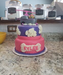 Wilton Decorator Preferred Pink Fondant, 24 oz. Fondant Icing 24 ounce 31 816CA9Ae1RL