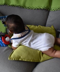 Sassy Tummy Time Floor Mirror | Developmental Baby Toy | Newborn Essential for Tummy Time | Great Shower Gift, Blue, 10 Inch (Pack of 1) 40 816FzZvEnL