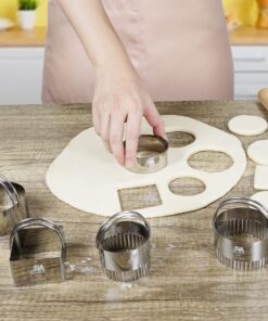 M JINGMEI Round Cookie Biscuit Cutter Set 12 Pieces Graduated Circle Pastry Cutters 18/8 Stainless Steel Cookie Cutters1inch - 4 1/2inch Donut Cutter Ring Molds 12pcs(1-4.5in) 10 817HrzN dRL