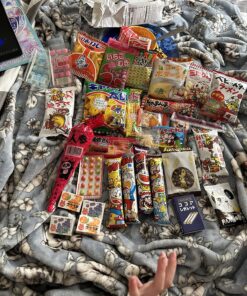 Assorted Japanese Junk Food Snack "Dagashi" Economical 34 Packs of 27 Types Assorted 34 Piece Set 39 817eM3BUeIL