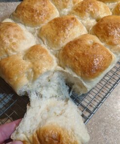 Bread Illustrated: A Step-By-Step Guide to Achieving Bakery-Quality Results At Home Paperback, Illustrated 53 817vAhykVL