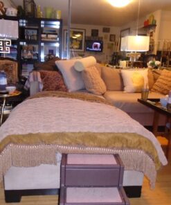 Fairfield The Original Poly-Fil, Premium Polyester Fiber Fill, Soft Pillow Filler, Stuffing for Stuffed Animals, Toys, Cloud Decorations, and More, Machine-Washable, 5 lbs. Box, White 5 lb 50 818DGY2Bh9L