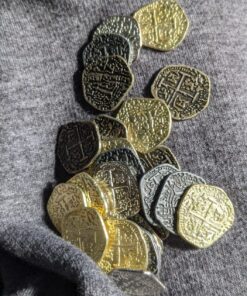 Beverly Oaks Metal Pirate Coins - Gold and Silver Spanish Doubloon Replicas - Fantasy Metal Coin Pirate Treasure (30-Coins) 30-Coins 33 818zLV3eiVL