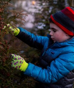 G & F Products 1823-3 JustForKids Soft Jersey Kids Garden Gloves, Kids Work Gloves, 3 Pairs Green/Red/Blue per Pack 15 819IVWKnWML 1