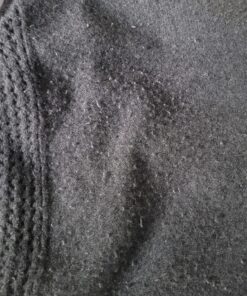 Multi-Fabric Sweater Comb for De-Pilling Sweaters & Other Fabrics - De-fuzzing and Lint Removal to Refresh Your Clothes Blue Plastic - Single 24 819YoThccBL