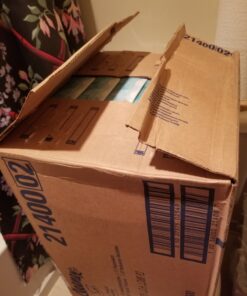 Kleenex Professional Facial Tissue for Business (21400), Flat Tissue Boxes, 36 Boxes / Case, 100 Tissues / Box, 3,600 Tissues / Case White 100 Count (Pack of 36) 40 819hnWxEsuL