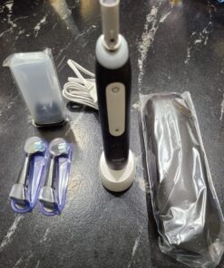 Oral-B iO Series 3 Limited Rechargeable Electric Powered Toothbrush, Black with 2 Brush Heads and Travel Case - Visible Pressure Sensor to Protect Gums - 3 Modes - 2 Minute Timer 61 819hx5QOkUL