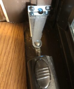 Prime-Line K 5031 2-7/8 In. Stamped Steel Zinc Plated Finish Screen Door Closer Jamb Bracket (Single Pack) 10 81AH2thQnvL