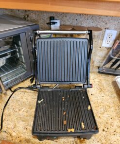 Chefman Panini Press Grill and Gourmet Sandwich Maker Non-Stick Coated Plates, Opens 180 Degrees to Fit Any Type or Size of Food, Stainless Steel Surface and Removable Drip Tray, 4 Slice, Black 30 81AQMyPFq8L