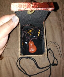 COOLSOME Women's Red Agate Fox Queen Pendant Necklace Grounding Stone Protection 45 81Aup8BQzbL