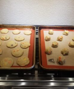 Silicone Baking Mat - Set of 2 Half Sheet (Thick & Large 11 5/8" x 16 1/2") - Non Stick Silicon Liner for Bake Pans & Rolling - Macaron/Pastry/Cookie/Bun/Bread Making - Professional Grade Nonstick Half Sheet 2pk 40 81C Ian9G5L 2