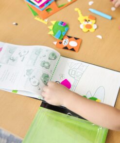 Melissa & Doug On the Go Felt Friends Craft Activity Set With 188 Felt Stickers - Arts And Crafts, Stocking Stuffers, Travel Activities For Kids Ages 4+ 23 81CxtLN3fL