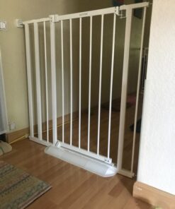 Summer Infant Multi-Use Decorative Extra Tall Safety Pet and Baby Gate,28.5'-48' Wide, 36' Tall,Pressure or Hardware Mounted, Install on Wall or Banister in Doorway or Stairway,Auto Close Door -Beige 36" Tall, 28.5 - 48.0" Wide Beige 62 81DDqKgWj5L