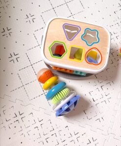 Amazon Basics Wooden Shape Sorter and Rainbow Stacker, Classic Sorting Toy for Babies, Toddlers, Children Age 12+ Months, Multicolor 45 81DJGSndMzL