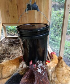 Backyard Barnyard Vertical 4 Pack NO PECK Poultry Waterer Drinking Cup for Chicken Ducks Quail 20 81DQsZwbyXL