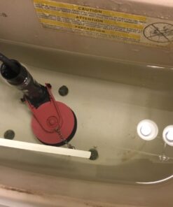 Fluidmaster 502P21 PerforMAX Universal Water-Saving Long Life Toilet Flapper for 2-Inch Flush Valves, Adjustable Solid Frame Design, Easy Install, Red, 1 pack 32 81DVnEtMZNL