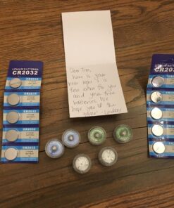 Redux: The Original Glow in The Dark Capture The Flag Game | Ages 8+ | Outdoor Games for Teens | Birthday Gift | Party Games for Kids 8-12+ | Alternative to Laser Tag Guns and Flag Football Complete Set 33 81DnuLzU7VL