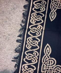 Altar Tarot Cloth: Triple Goddess With Pentagram - 24" x 24" (Gold/Silver on Black Pentacle/Pentagram) 26 81Dp7yr0IrL