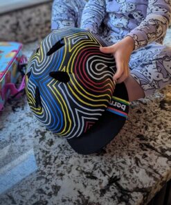 SHARPIE Oil-Based Paint Markers, Medium Point, Assorted Colors, 5 Count (Packaging May Vary) - Great for Rock Painting Classic Assorted 5-Count Medium Tip 37 81E8cTNR8L