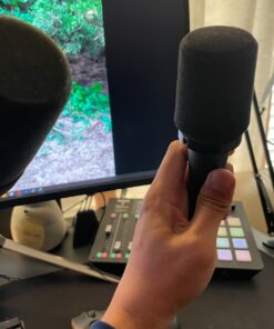 Shure SM57 Dynamic Instrument Mic - Professional Quality and Versatility for Live Performances and Recording - Contoured Frequency Response, Durable, Ideal for Drums, Percussion, Amplifiers (SM57-LC) 43 81EETGiUtDL