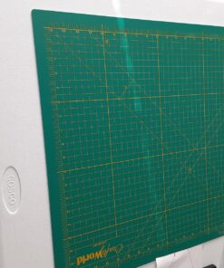 Crafty World 18 x 24 Cutting Mat for Sewing, Self Healing Double Sided Quilting Crafts Mat - Fabric Cutting Mat - Non Slip surface - Rotary Cutting Board A2-18x24 Green 27 81EkIGUqbxL