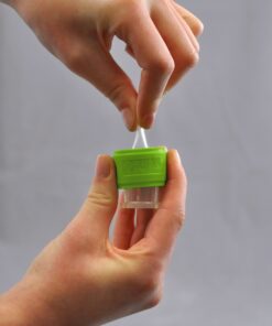 green sprouts Spout Adapter for Water Bottle, Quickly Converts a Standard Bottle into a Sippy Cup, Collar Fits Two Bottle Sizes, One Size One Size (Pack of 1) 23 81EwxNjWlxL