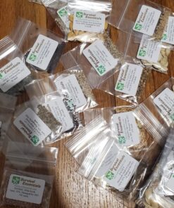 Survival Essentials Ultimate Heirloom Seed Vault, 144 Variety Packed in Superior Ammo Can, Over 23k Garden Seeds for Planting Vegetables and Fruits, for Survival and Emergency Supply, Non-GMO 32 81FAcYa77yL