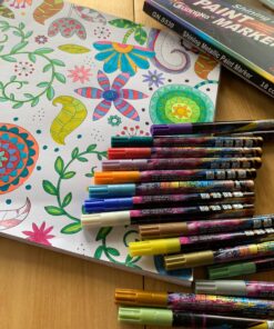 18 Colors Metallic Marker Pens, 0.7 mm Extra Fine Point Paint Pen, Metallic Painting Pens, Metallic Permanent Markers for Cards Writing Signature Lettering 29 81FApjija5L