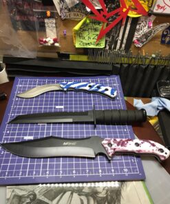 MTech USA – Fixed Blade Knife – Black Stainless Steel Blade with Black Carved G10 Handle, Full Tang, Includes 1680D Nylon Sheath - Hunting, Camping, Survival, Tactical, EDC – MT-20-39 66 81FCOZIfezL