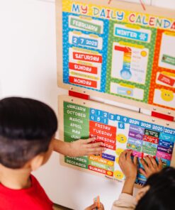 Melissa & Doug My First Daily Magnetic Activities Calendar For Kids, Weather And Seasons Calendar For Preschoolers and Ages 3+ (Pack of 1) 33 81FE03yMRaL