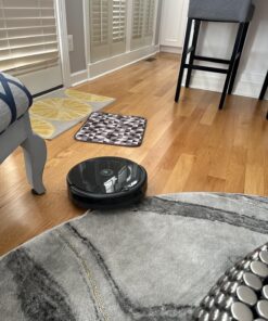 iRobot Roomba 694 Robot Vacuum-Wi-Fi Connectivity, Personalized Cleaning Recommendations, Works with Alexa, Good for Pet Hair, Carpets, Hard Floors, Self-Charging, Roomba 694 52 81FcVRc0WZL