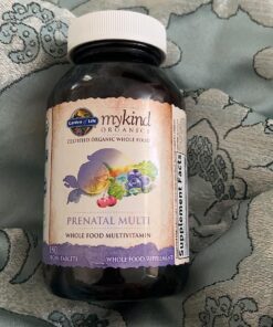 Garden of Life Mykind Organics Prenatal Vegan Whole Food Multivitamin Tablets, Folate not Folic Acid & Stomach Soothing Blend for Women, Peppermint, 180 Count 180 Count (Pack of 1) 30 81Fv83X3ZpL