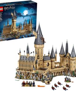 Alternative view of LEGO Hogwarts Castle (Kit 6020 Pieces)