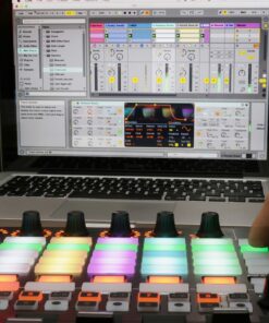 AKAI Professional APC40MKII - USB MIDI Controller for Mac / PC with Clip Launch Matrix, Knobs & Faders, and Pro Software Suite Included Assorted Colors 14 81GsB6bxTkL