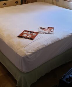 Utopia Bedding Premium Zippered Mattress Encasement (Fits 10 Inches Mattress, King) - Waterproof and Bed Bug Proof Mattress Protector - Six-Sided Mattress Cover 10" Deep 32 81HSt52REPL